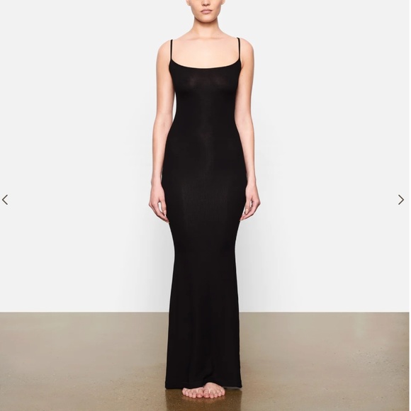SKIMS - SOFT LOUNGE LONG SLIP DRESS - Picture 2 of 5